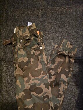 Levi's Camo Joggers